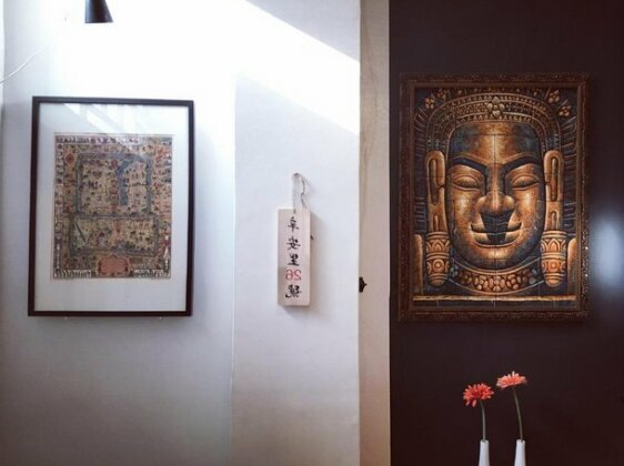 Beijing Axis Hutong Guesthouse - Photo2
