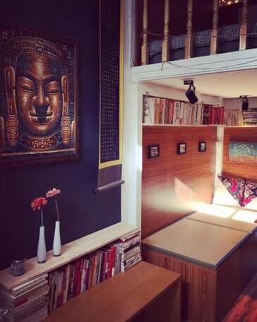 Beijing Axis Hutong Guesthouse - Photo5