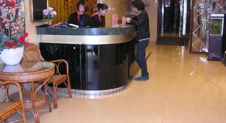 Beijing Chengtai Business Hotel - Photo2