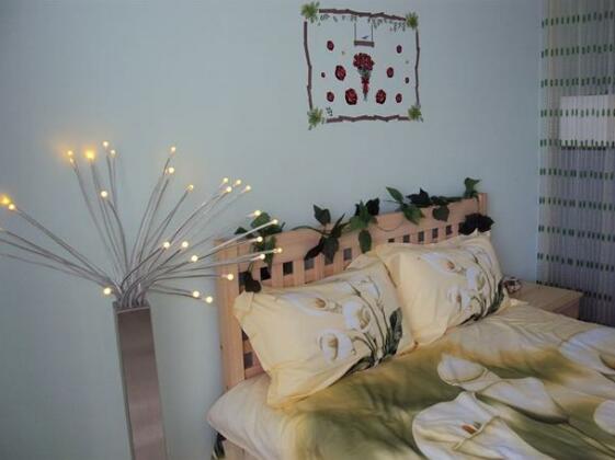 Beijing Futon Family Apartment - Photo2