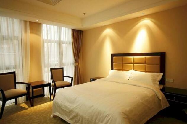 Eve Returns Hotel - Photo5