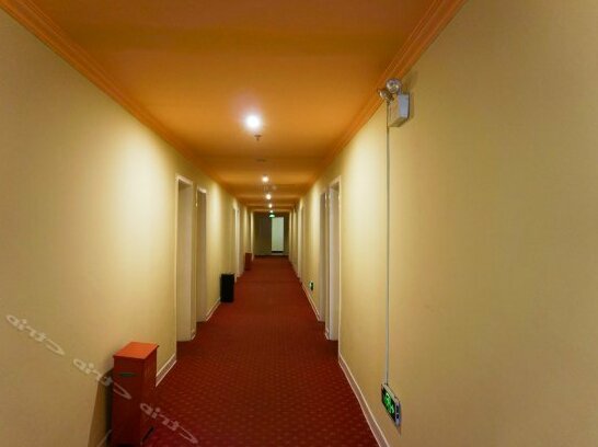 Home Inn Yunquanlu - Photo4