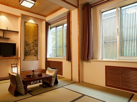 Hongduan Japanese Style Inn - Photo2