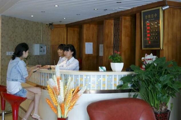 Jinbaichuan Hotel - Photo4