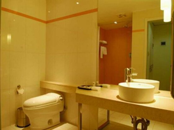 KaiHeng Century Hotel - Photo3