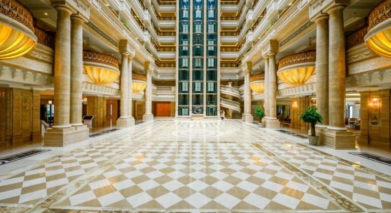 Orient MGM International Hotel - Photo4