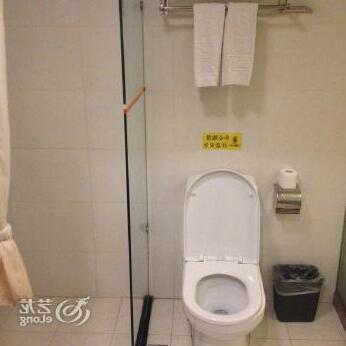 Super 8 Beijing Tianqiao Branch Hotel - Photo5