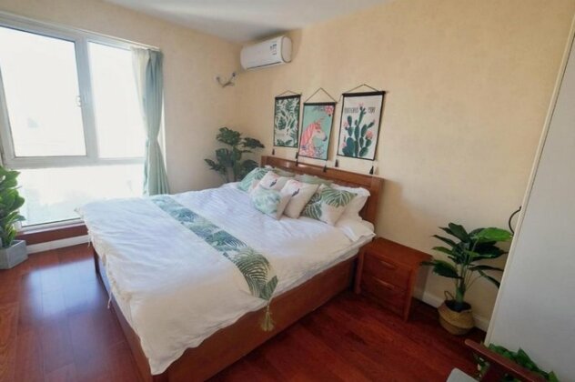 Three-Bedroom Apartment Next to Wangjing Metro Station - Photo5