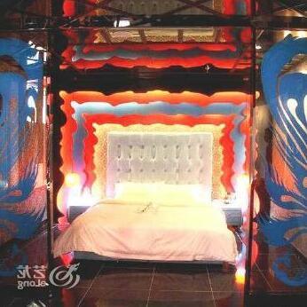 Verona Theme Hotel - Photo4