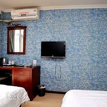 Xinyitian Express Hotel - Photo3
