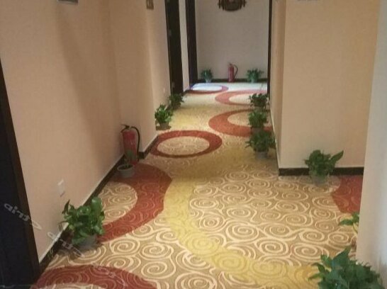Yuanhengli Hotel - Photo4