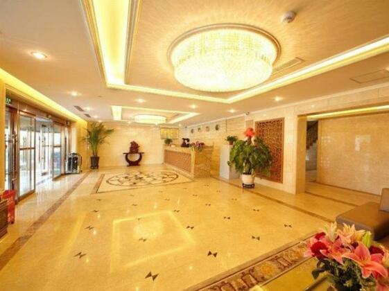 Yuhuagong Hotel - Photo2