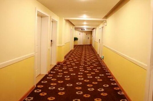 Home Inn Chaoyang Road Wanda Plaza - Photo2