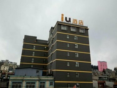 IU Hotel Bijie Weining Caohai
