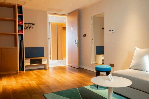 Holiday Inn Express Bozhou City Center - Photo3