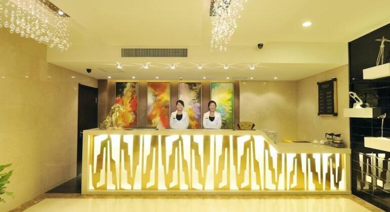 Wanjia Lakefront Hotel Changchun - Photo2