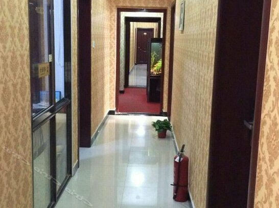 301 Business Hotel - Photo3