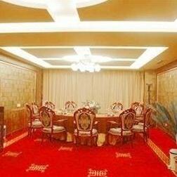 Carey Hotel - Photo4