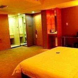 Carey Hotel - Photo5