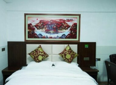 Fengyuan Apartment Hotel