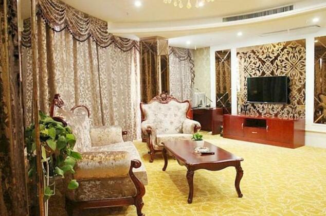 Foresoaring Hotel - Photo2