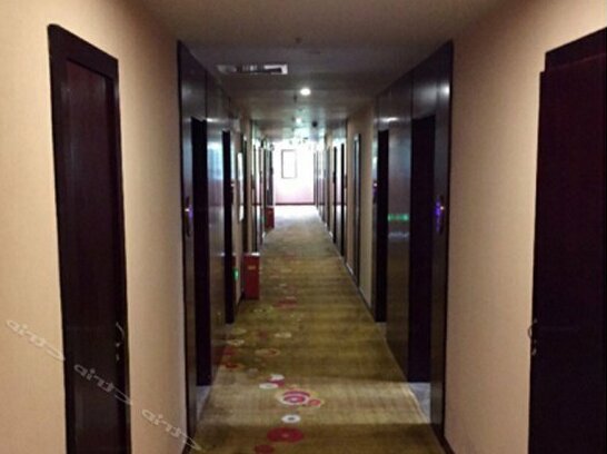 Ji Bin Hotel - Photo2