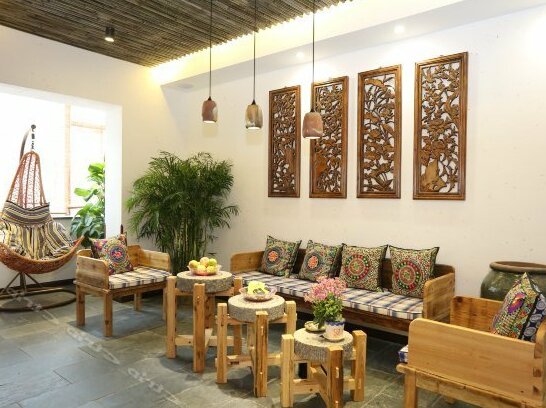 Lijiangqing Theme Hotel - Photo4