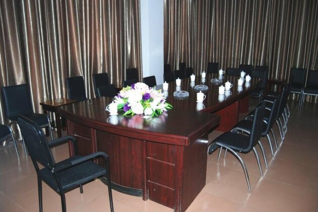 Meiweiya Business Hotel - Photo4