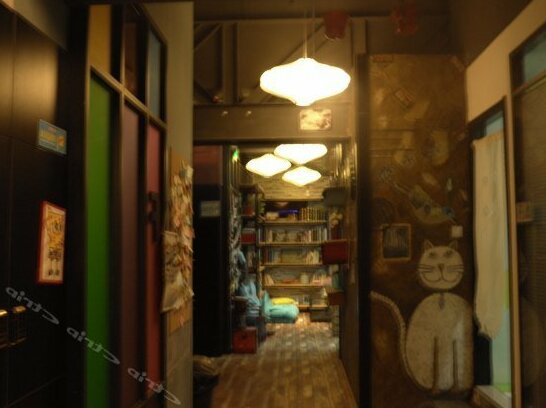No 1 Capsule Youth Hostel - Photo4