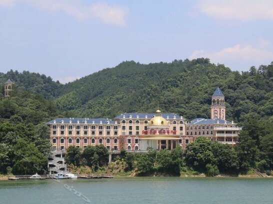 Qingyang Lake Forest Kangyang Hotel