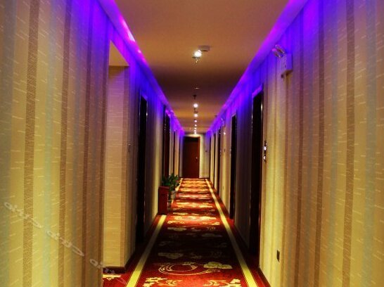 Ruitian Hotel - Photo2