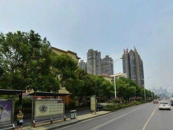 Xiangjun Huatian Business Hotel