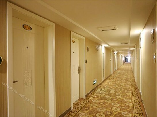 Yuanlong Hotel - Photo2