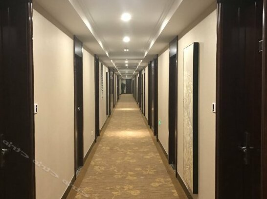 Aoyang Hotel - Photo2