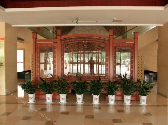 Baolong Furui Hotel - Photo2