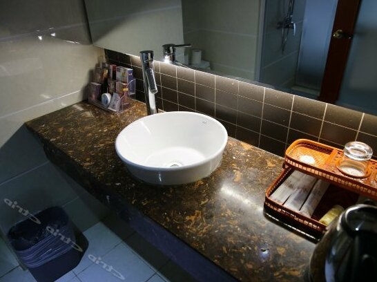 Li Yang Noah's Ark Hotel - Photo5