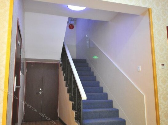 Taohuayuan Hostel - Photo3