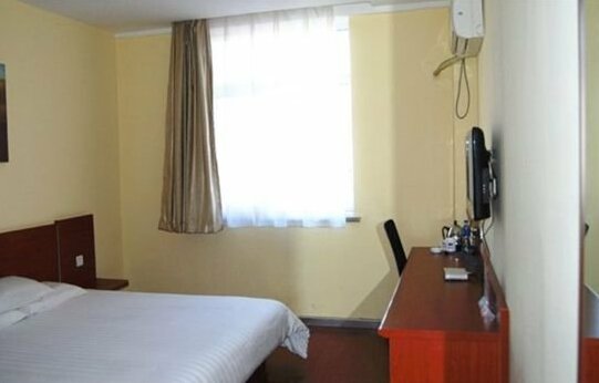 Hanting Hotel Bus Staion - Photo2