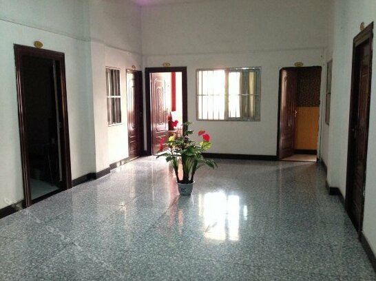 Ailin Hotel - Photo2