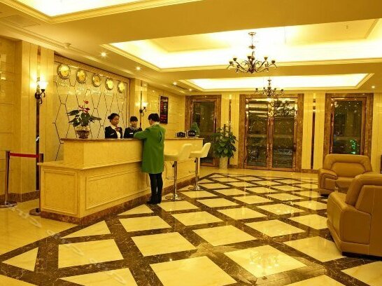 AST Holiday Inn Chengdu Shuangliu International Airport - Photo2