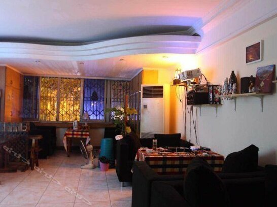 Brother Hong's Home - Photo2