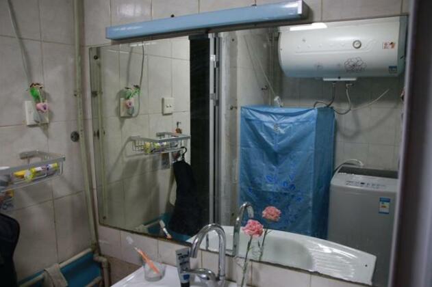 Brother Hong's Home - Photo5