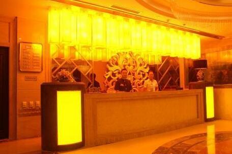 Care U Well Hotel - Photo4
