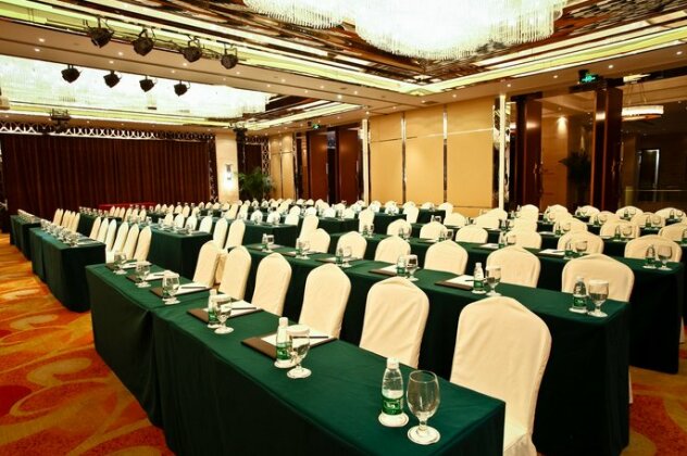 Chengdu Celebrity Upper Class Hotel - Photo2