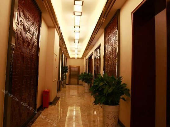 Chengdu Golden Cube Hotel - Photo4