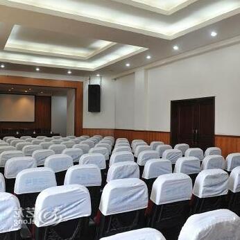 Chengdu Hualong Hotel - Photo3