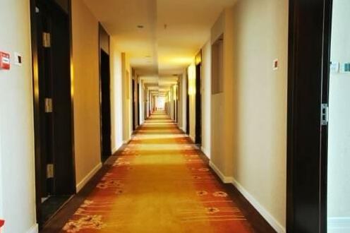 Chengdu Jinyi Hotel - Photo5