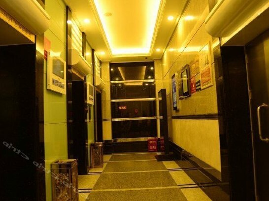 Chengdu Spring Business Hotel - Photo3