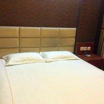 Chengdu Tianyi Hotel - Photo4