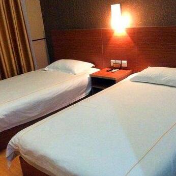 Chengdu Tianyi Hotel - Photo5